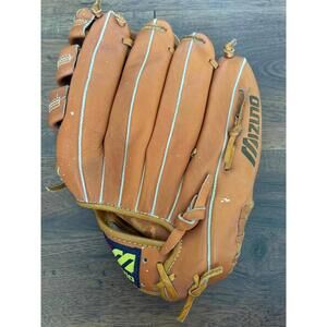 Mizuno MM1300 LHT Regent Professional Model 12.5 Outfield Baseball Glove Vintage